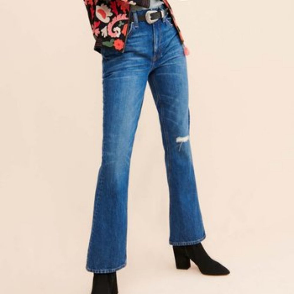 Anthropologie Edwin Pretender Averi Flare Jeans 27